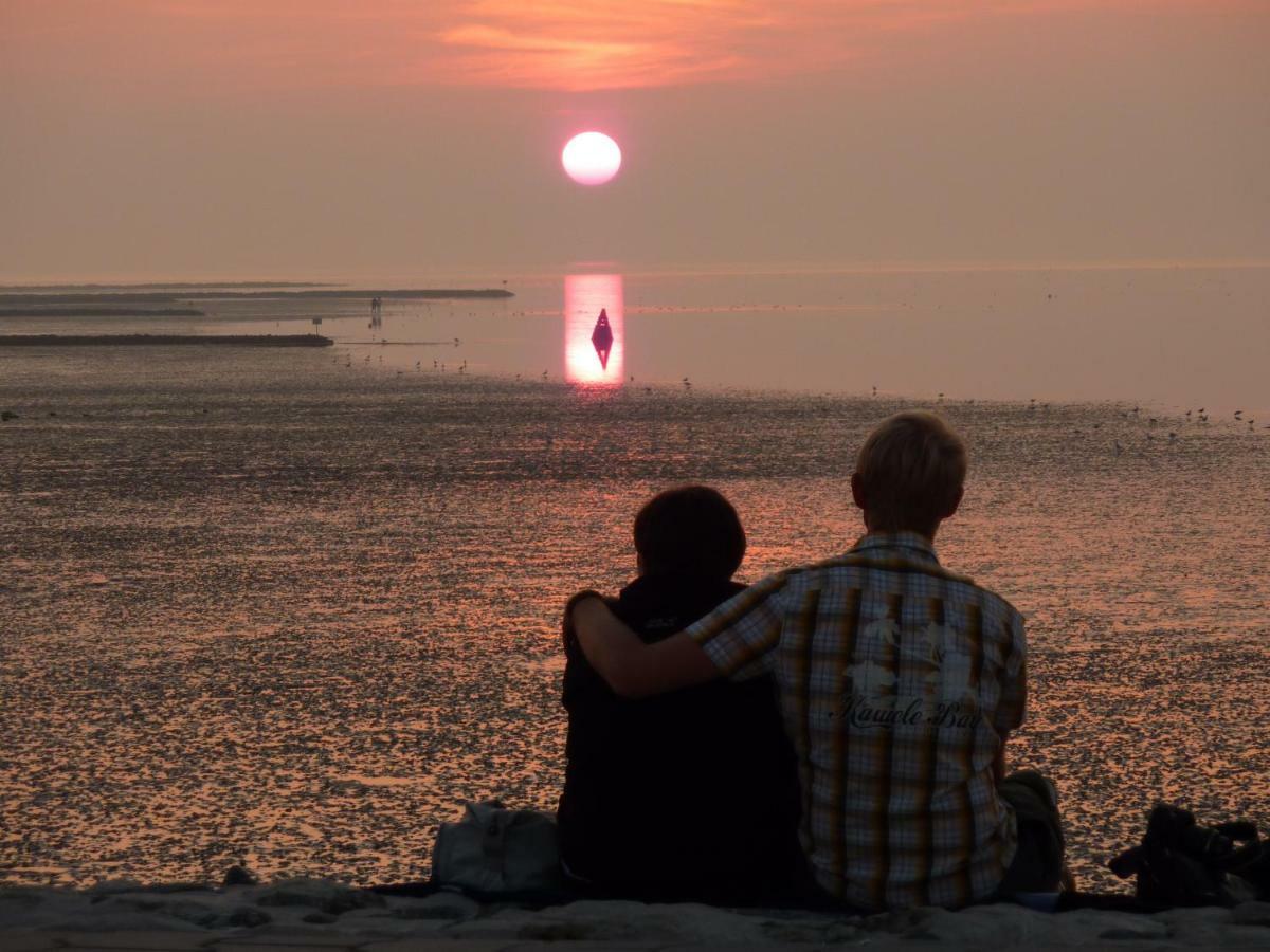 Meine-Nordsee-Fewo Esens Kültér fotó